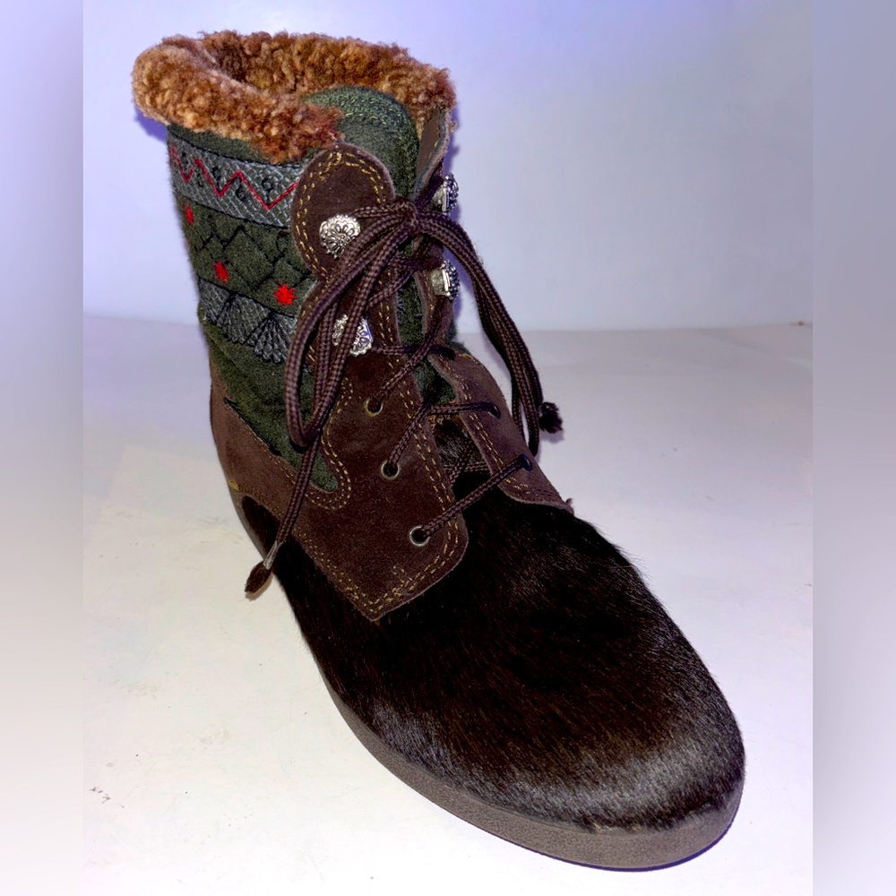Tecnica Leather Hiking Boots‎ Women's 40 Size 9.5 Calf Hair Sherpa Lined Vintage